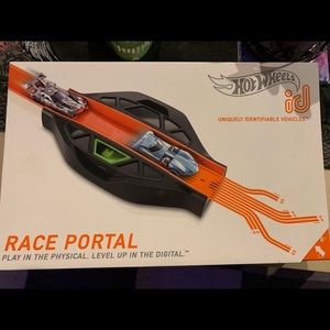 COPY - Hot wheels ID cars and track